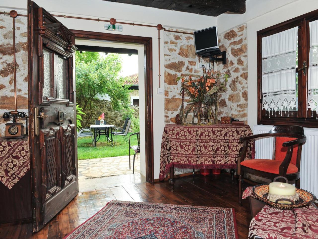 To Archontiko Guesthouse Villa Stavroúpolis Eksteriør bilde